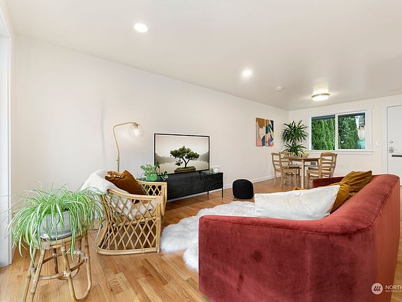 5th image of 10108 NE 68th Street #4