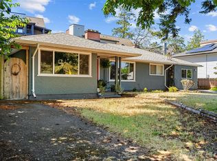1031 Wychbury Ave #1029, Esquimalt, BC V9A 5K7