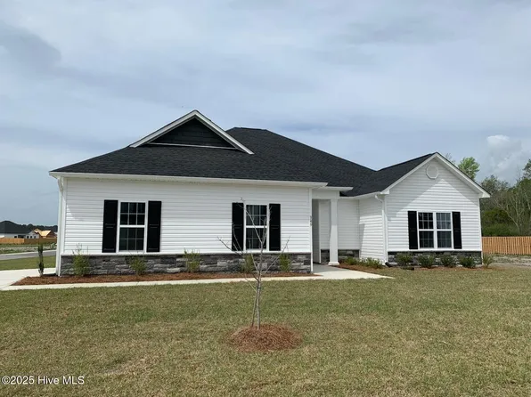 349 Black Hawk Drive, Jacksonville, NC 28546