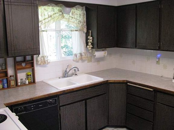 4th image of 12805 E Alki Ave