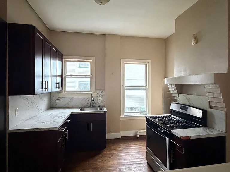 244 Smith St #1 — Photo 1
