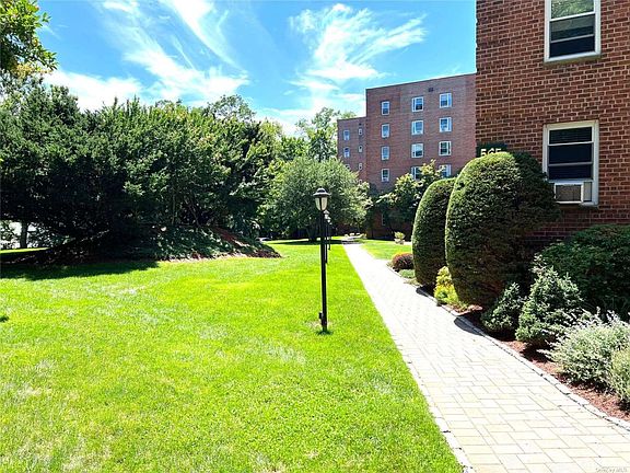 2nd image of 565 Broadway APT 6A