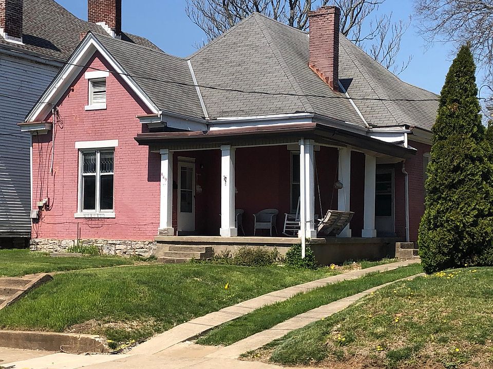 2nd image of 849 W High St #1