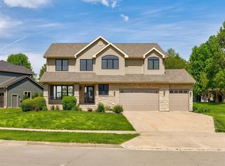 315 Turnberry Dr, Norwalk, IA 50211