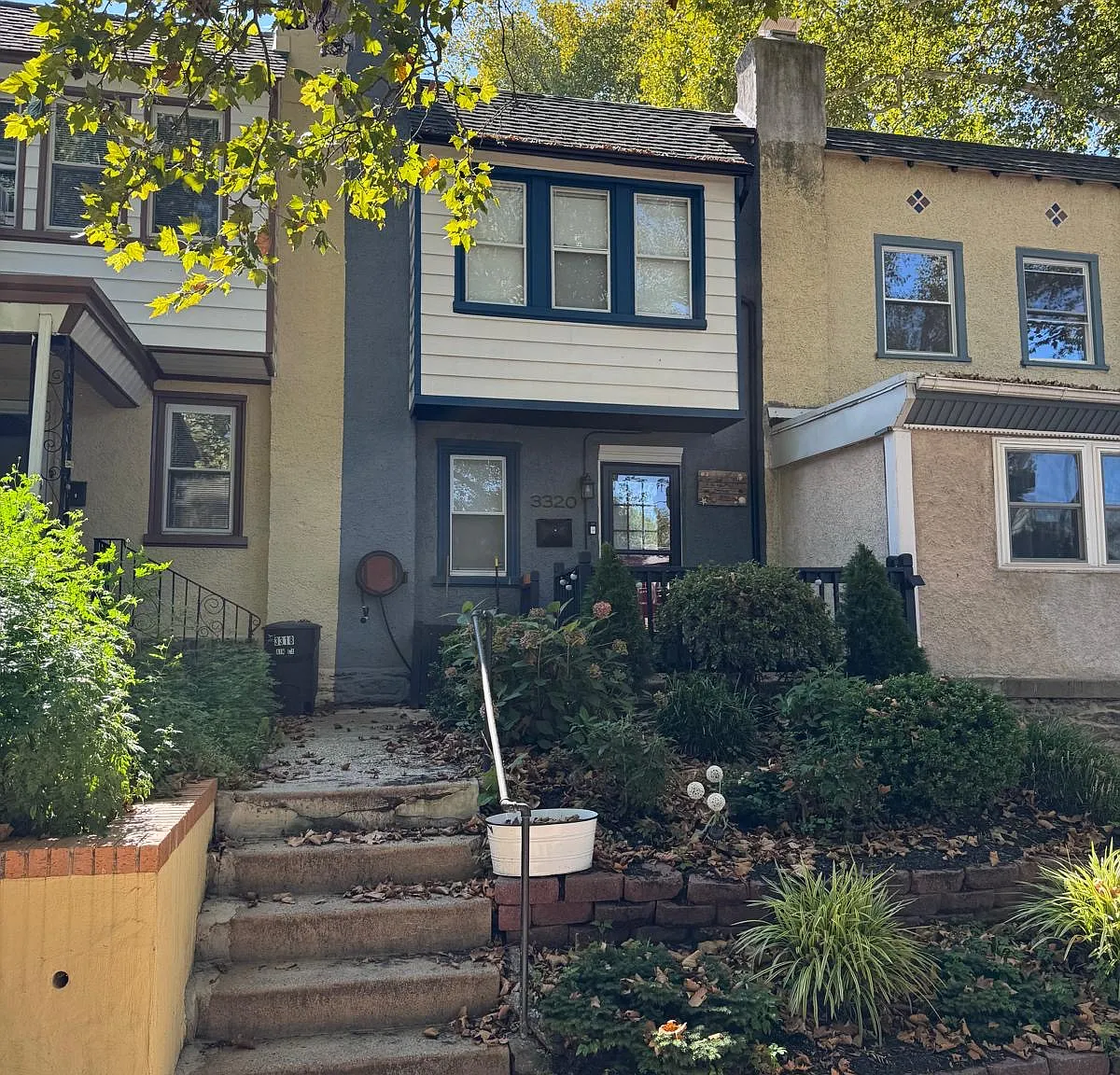 3 bed, 960 sqft, $2,250 — Photo 3
