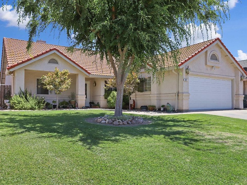 1st image of 360 Peel Ln