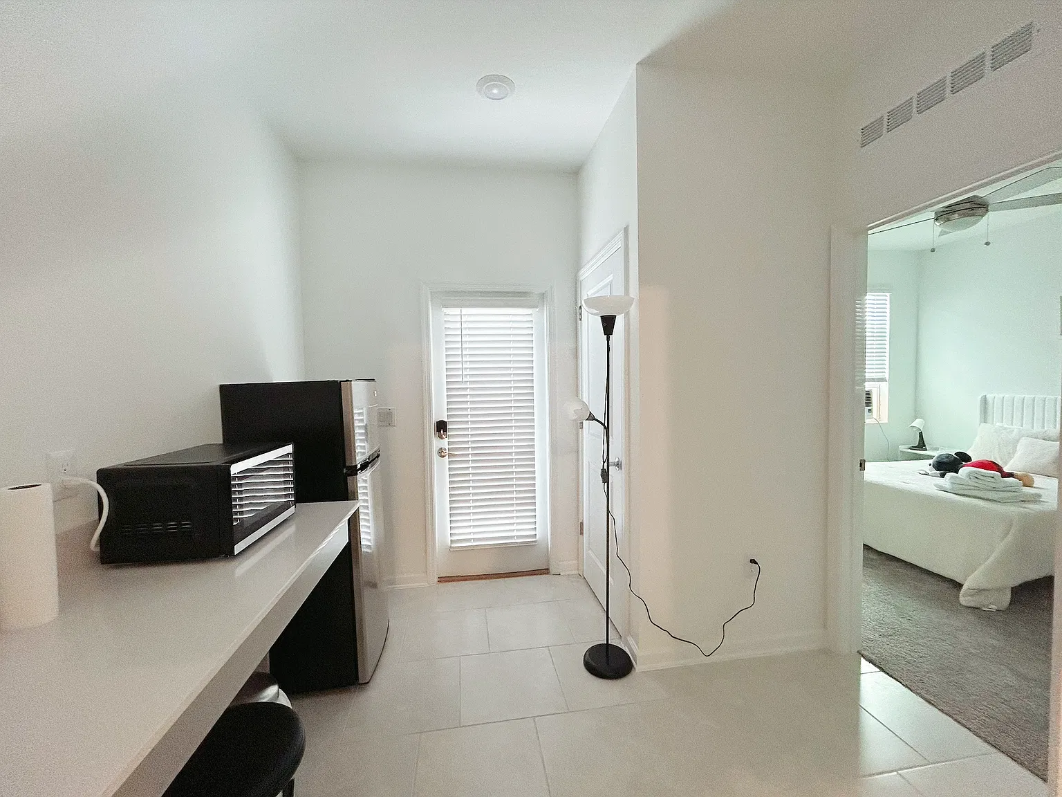1 bed, 400 sqft, $1,150 — Photo 4
