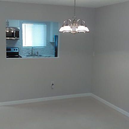 4th image of 6100 Forest Hill Blvd APT 106