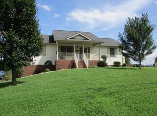 525 Ridgecrest Rd, Jonesborough, TN 37659