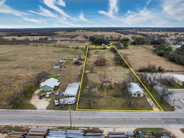 906 W College St, Rising Star, TX 76471