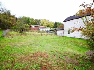 1137 Ellopia St, Pittsburgh, PA 15204
