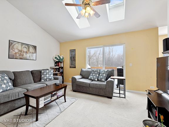 5th image of 1857 Maplewood Ct