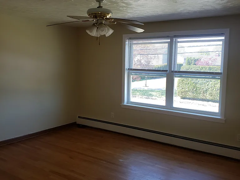 161 Cowesett Ave #3 — Photo 9