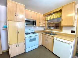 155 N Lilac St, Ishpeming, MI 49849