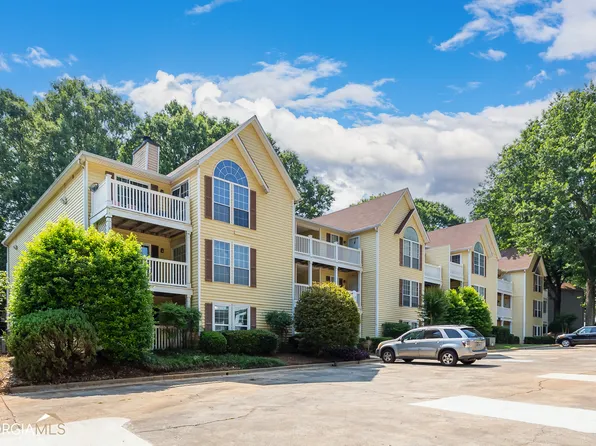 551 Cobblestone Trl, Avondale Estates, GA 30002