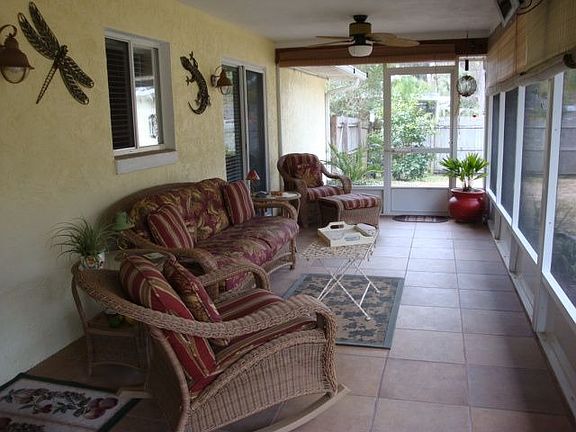 Large screened patio