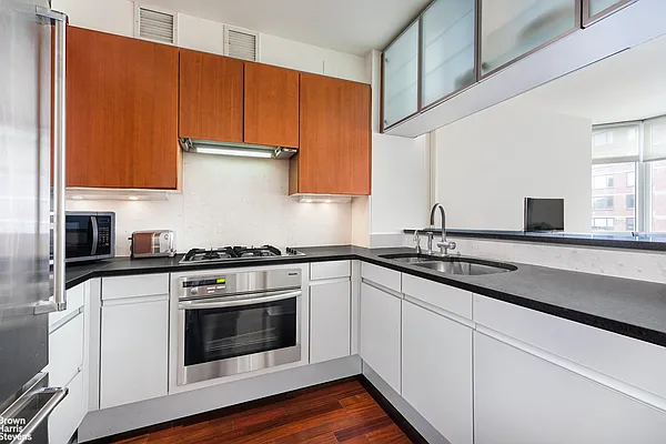 Rented by Brown Harris Stevens | media 2