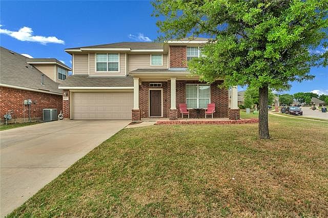 1st image of 15537 Landing Creek Ln