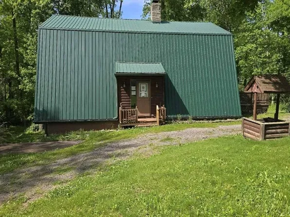 13893 County Road 100, Lakeville, OH 44638