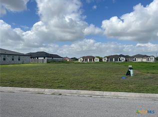 110 Carmine Ave, Port Lavaca, TX 77979