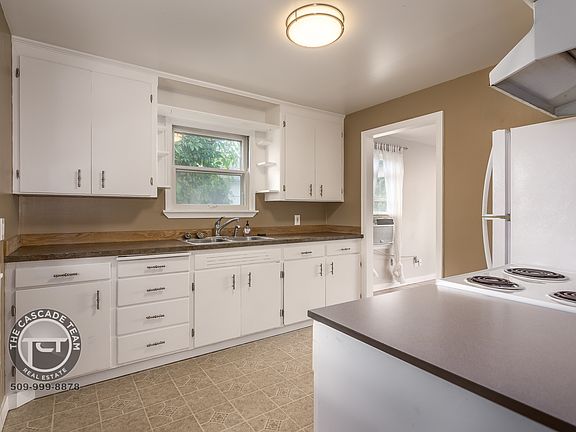 5th image of 3823 W Rockwell Ave