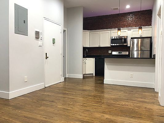 2nd image of 564 Evergreen Ave APT 3B