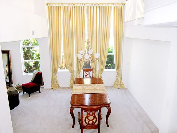 4th image of 5644 Westchester Cir