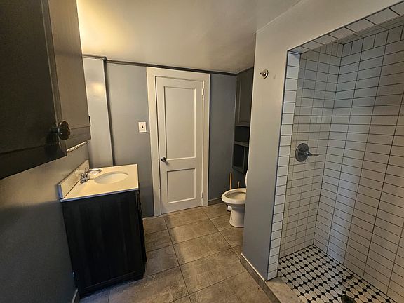 5th image of 184 Nininger Rd