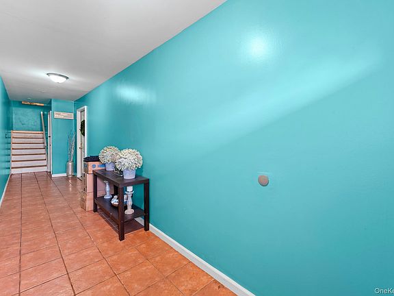 4th image of 1076 Gipson Street