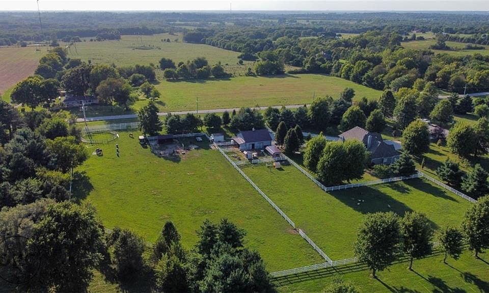 3801 W 193rd St, Stilwell, KS 66085 Zillow