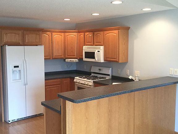 3rd image of 21305 Sheila Ln