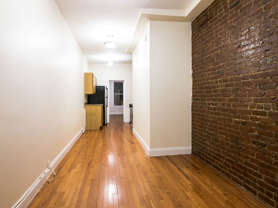 1st image of 488 Amsterdam Ave #2O