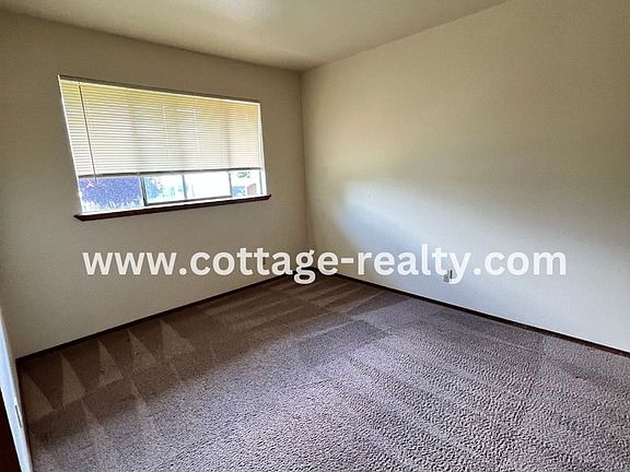 3rd image of 1345 Haven Ln #G