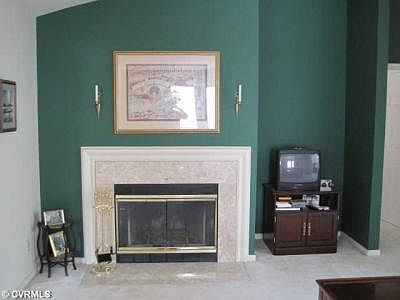 2nd image of 4671 Four Seasons Ter Unit H