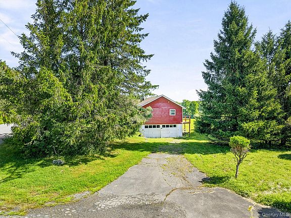 2nd image of 22 Kratz Road