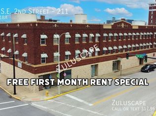 101 SE 2nd St #211, Evansville, IN 47708