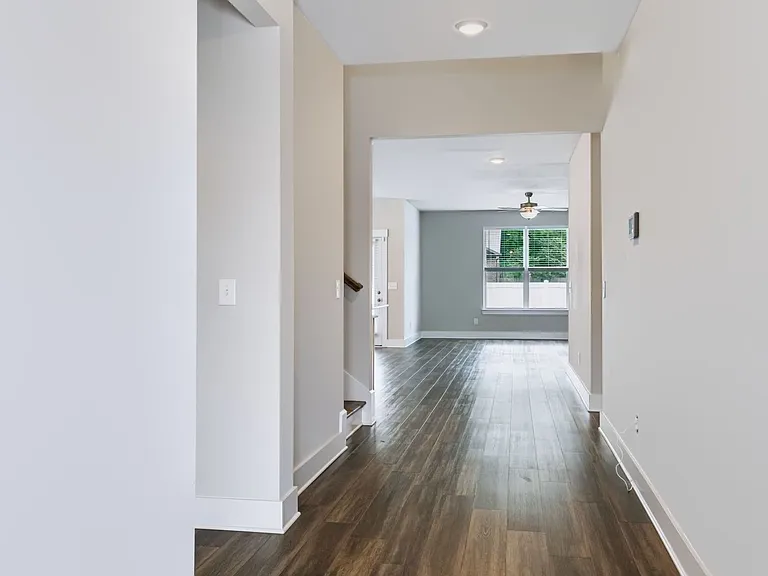 213 Snapdragon Dr — Photo 6