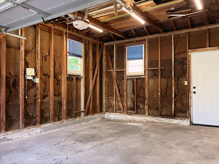 1-Car Attached Garage
