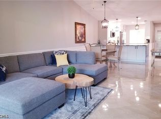 7774 Jewel Ln APT 201, Naples, FL 34109