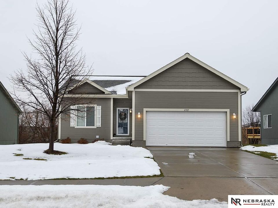 1st image of 4907 N 160th St