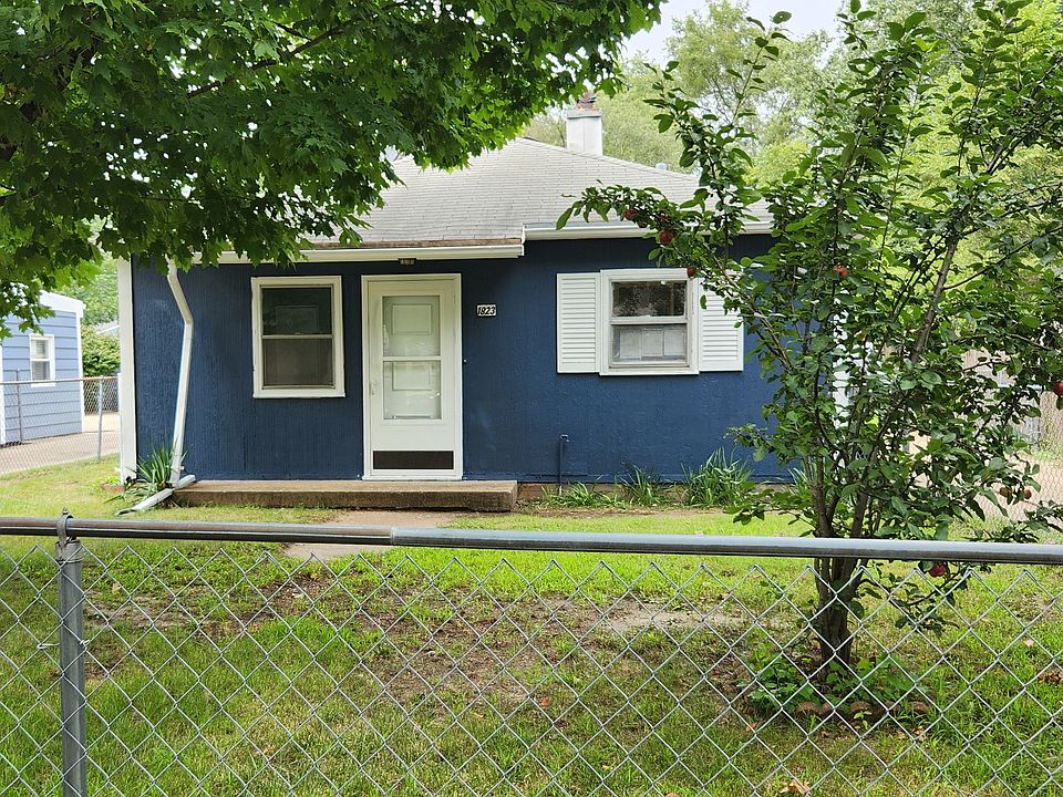 1st image of 1823 Sauber Ave