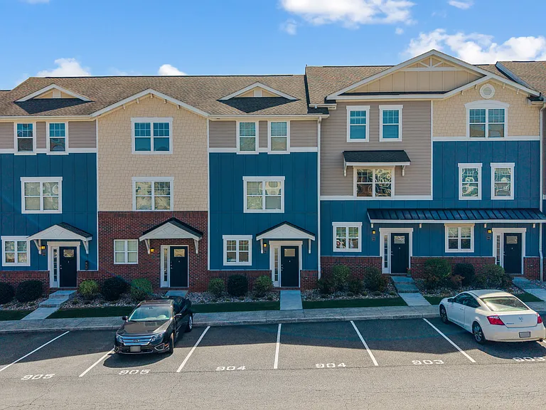 1600 Wards Ferry Rd #904 — Photo 3