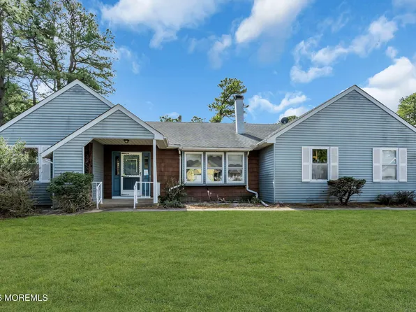 6 Holyoke Court, Whiting, NJ 08759