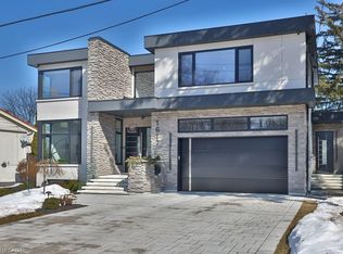 1617 Trotwood Ave, Mississauga, ON L5G 3Z8