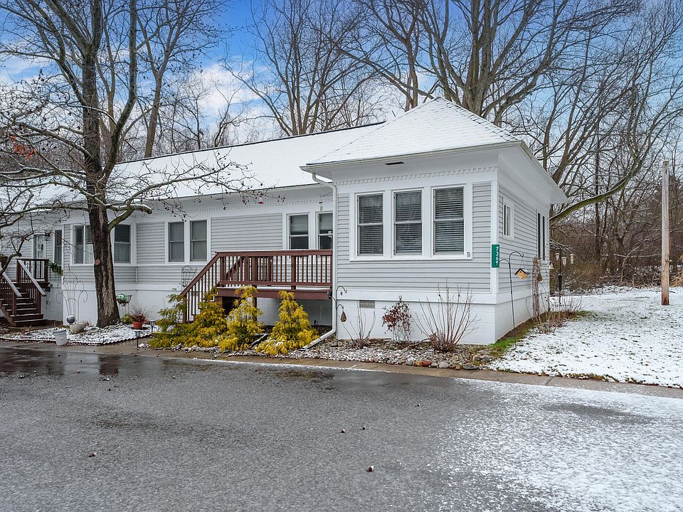 1st image of 7365 N Shore Dr Unit 9