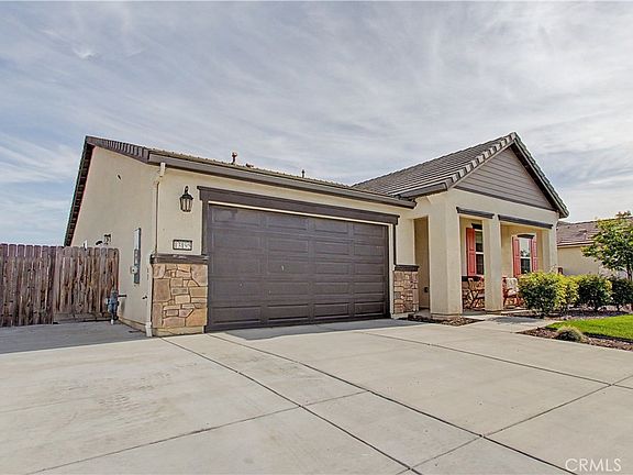 2nd image of 13195 Ridgewood Way
