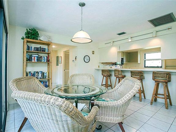 5th image of 1127 Buttonwood Ln