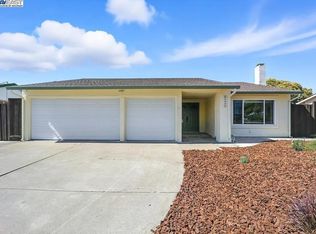 5953 Bellflower Dr, Newark, CA 94560