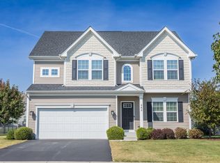 942 Sunburst Ln #942, Gilberts, IL 60136