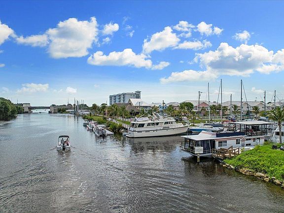 2nd image of 290 Marine Harbor Dr